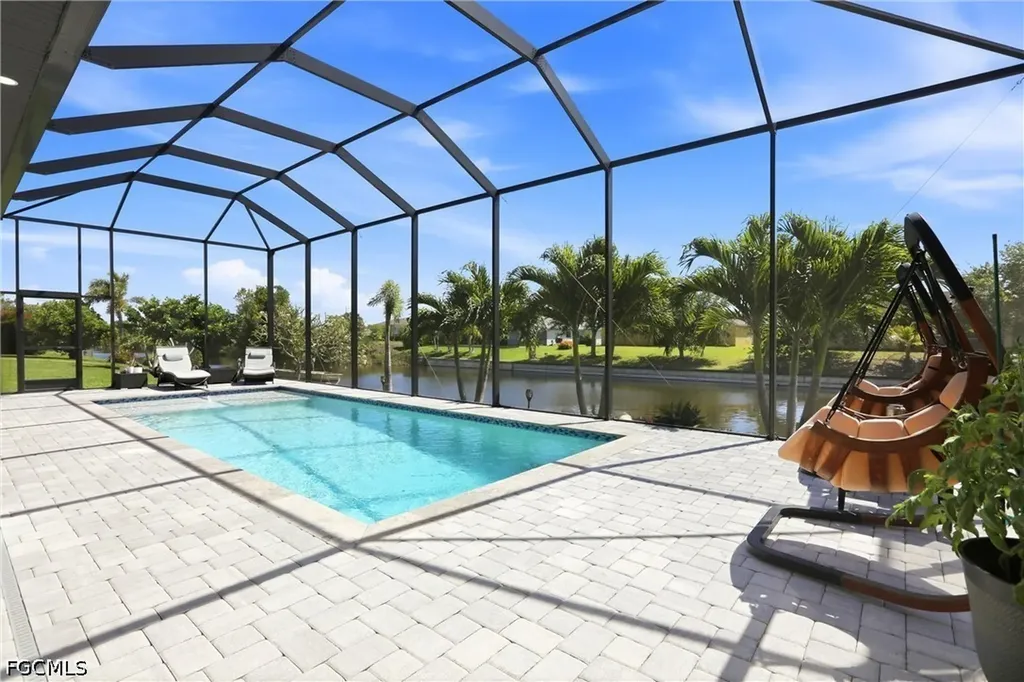 3325 SW 8th Court Cape Coral FL 33914