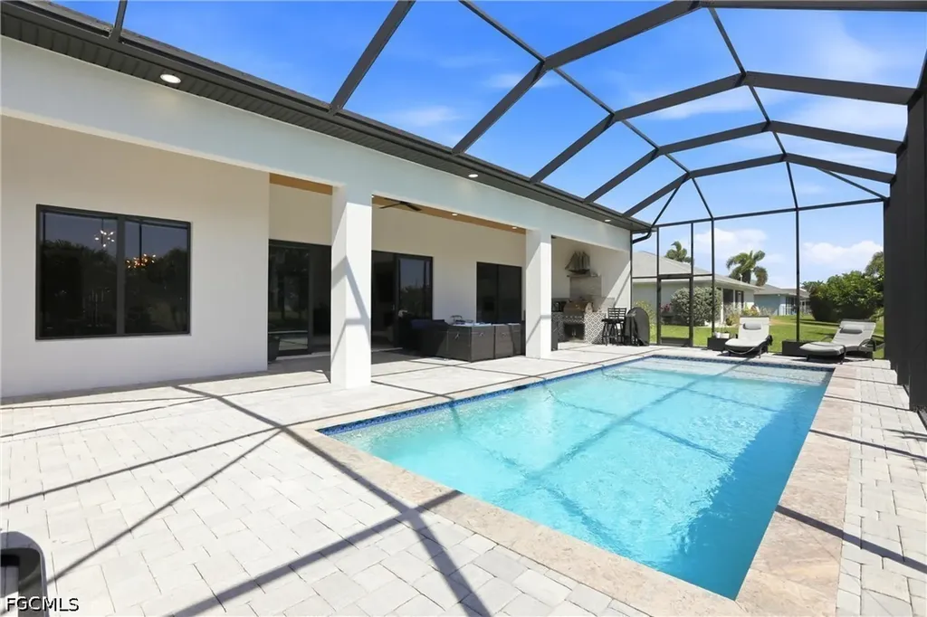 3325 SW 8th Court Cape Coral FL 33914