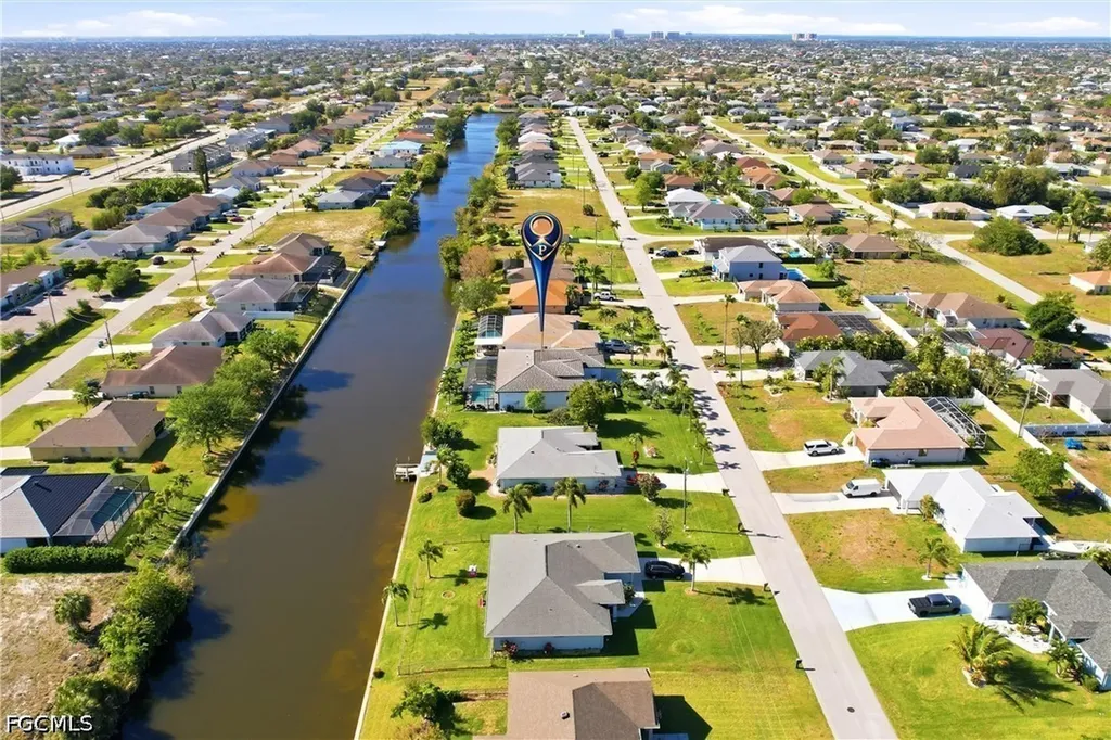 3325 SW 8th Court Cape Coral FL 33914