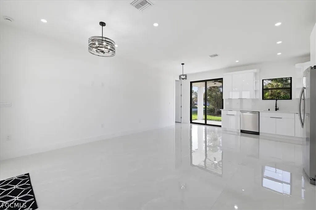 3010 37th Street SW Lehigh Acres FL 33976