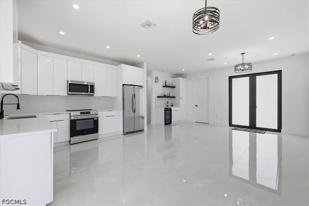 3010 37th Street SW Lehigh Acres FL 33976
