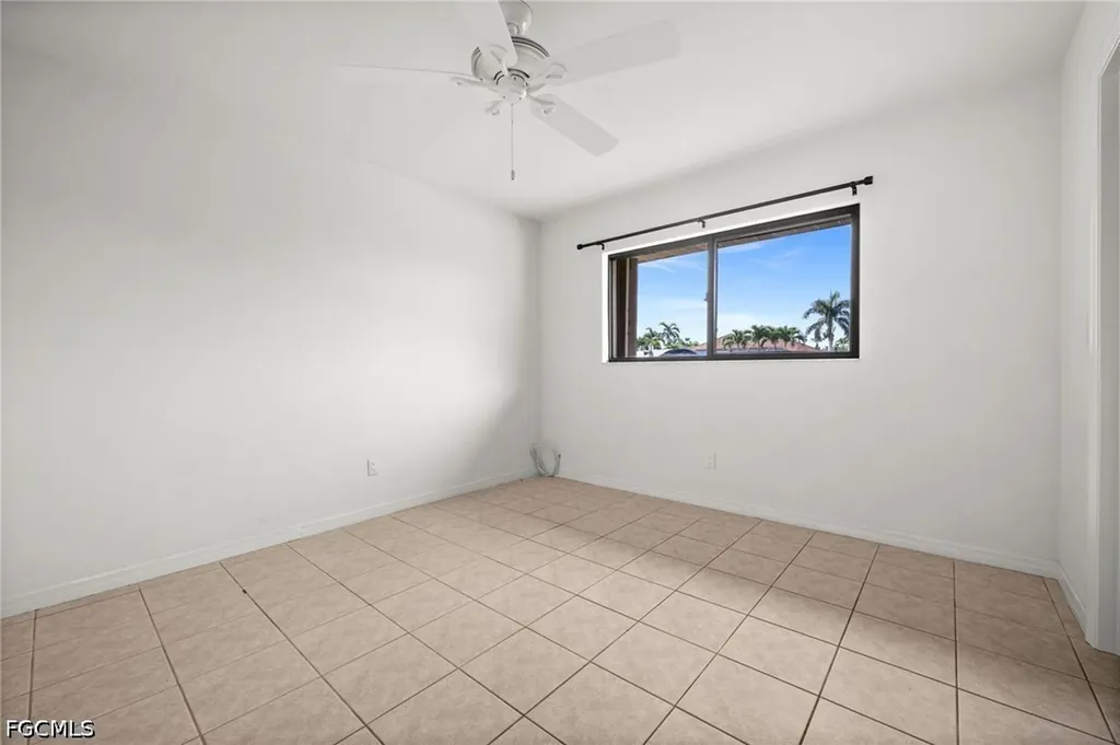 1216 SW 53rd Street Cape Coral FL 33914
