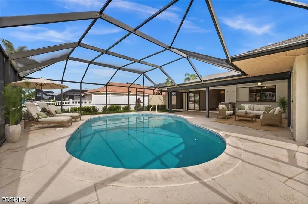 1216 SW 53rd Street Cape Coral FL 33914
