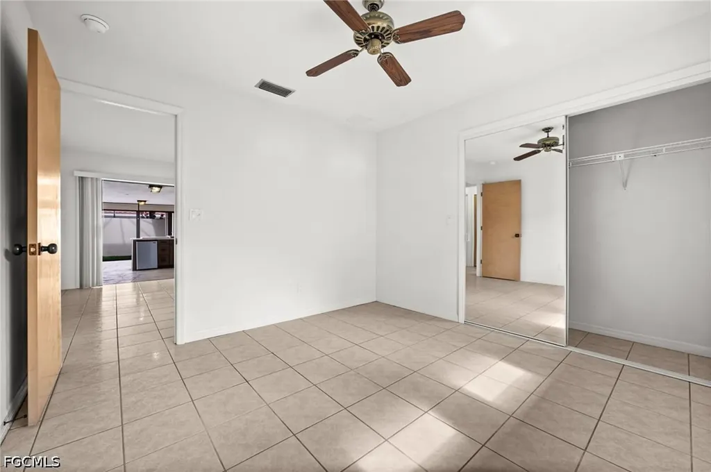 1216 SW 53rd Street Cape Coral FL 33914