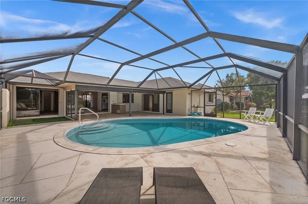 1216 SW 53rd Street Cape Coral FL 33914