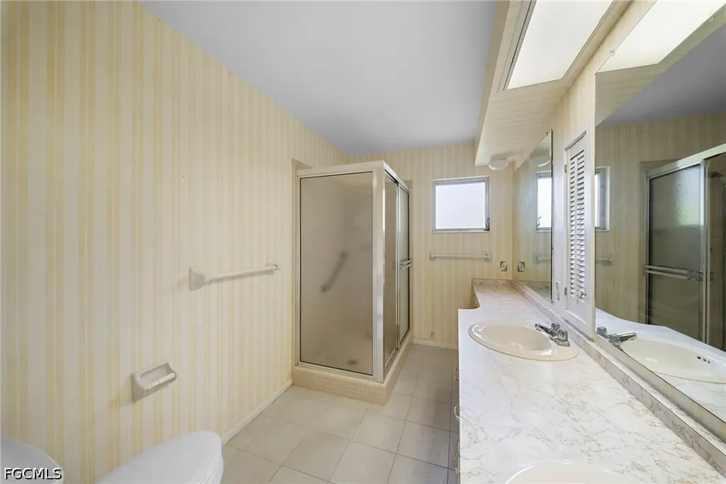 2225 Dover Avenue Fort Myers FL 33907