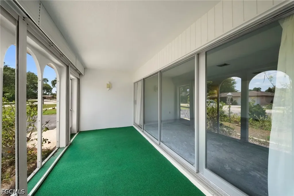2225 Dover Avenue Fort Myers FL 33907
