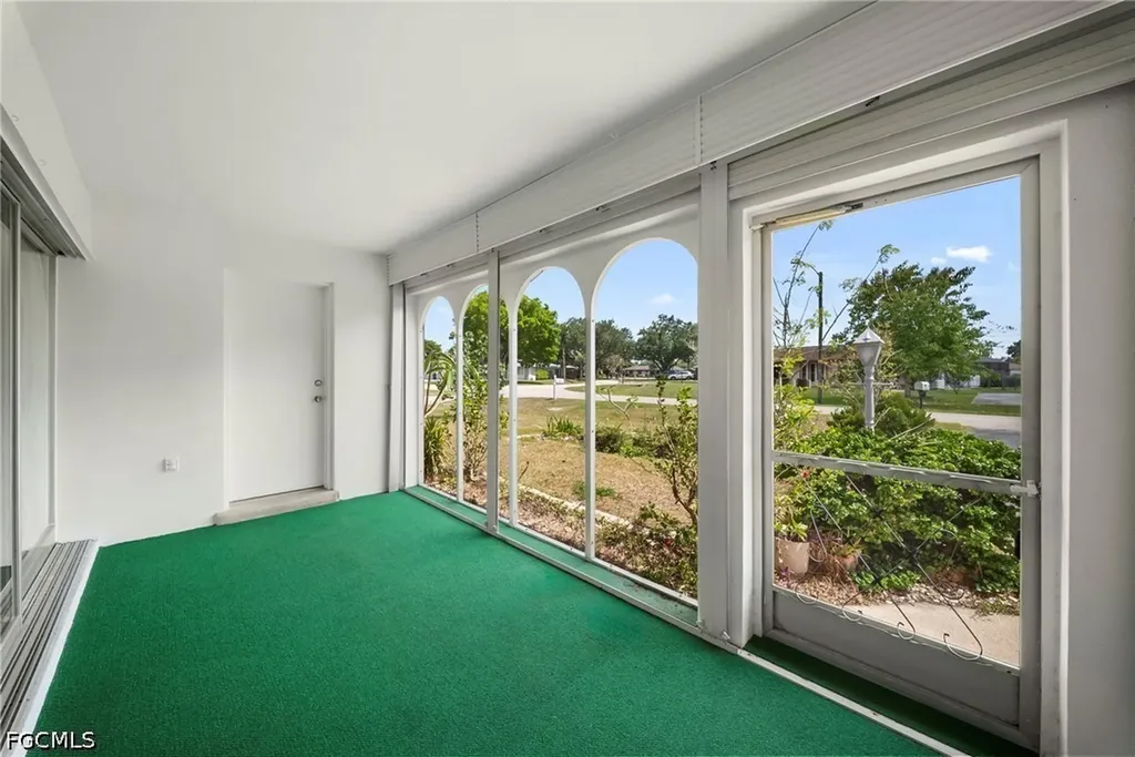 2225 Dover Avenue Fort Myers FL 33907