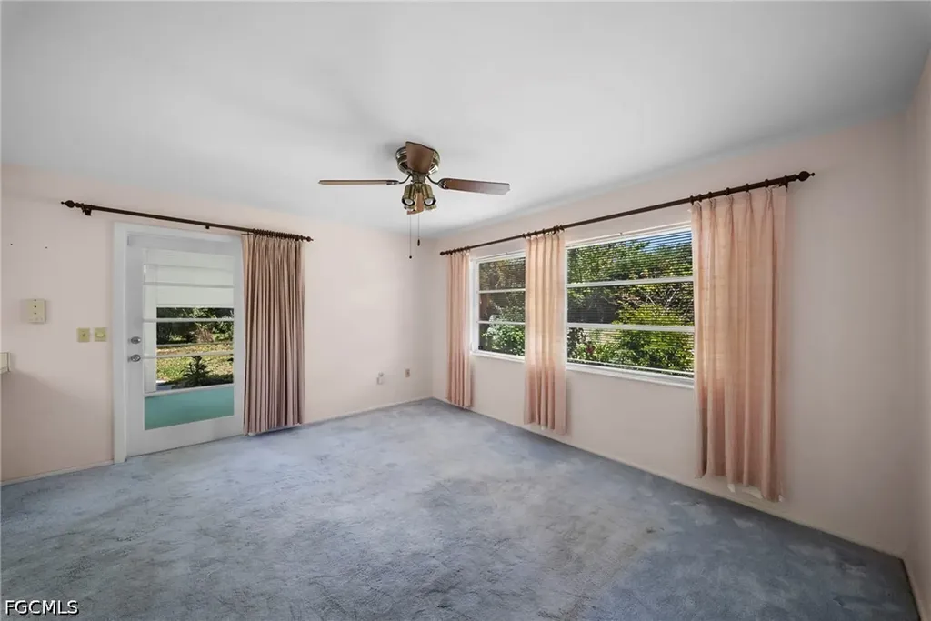 2225 Dover Avenue Fort Myers FL 33907