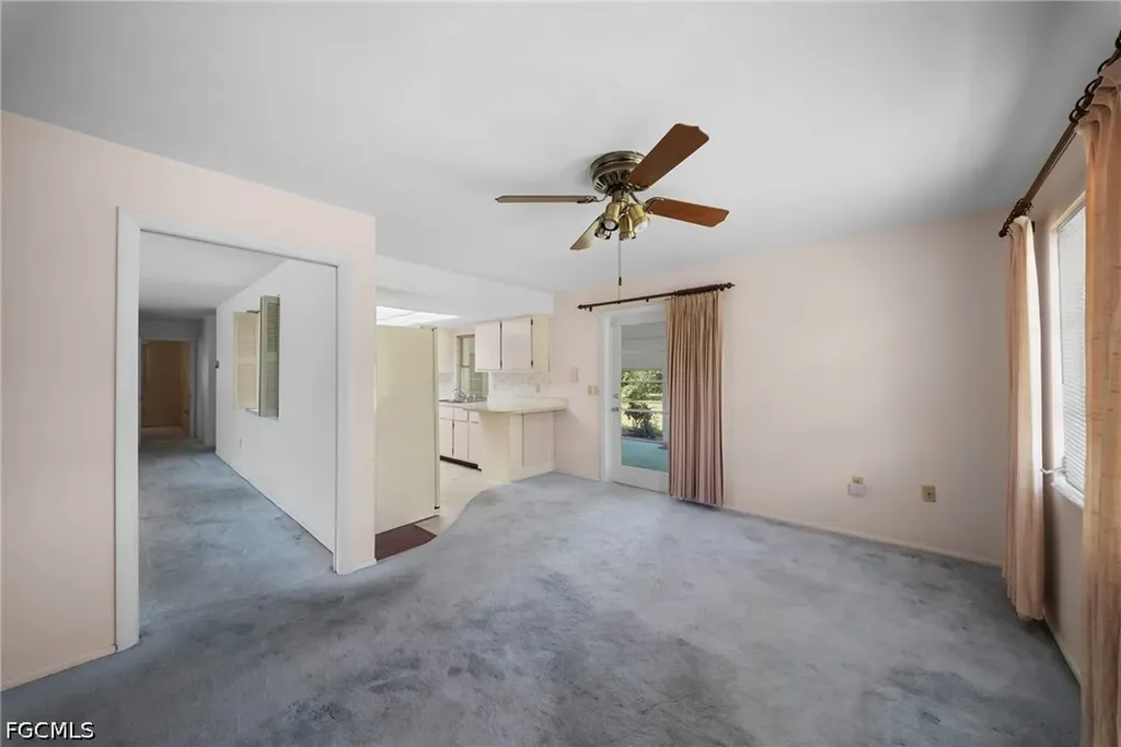 2225 Dover Avenue Fort Myers FL 33907