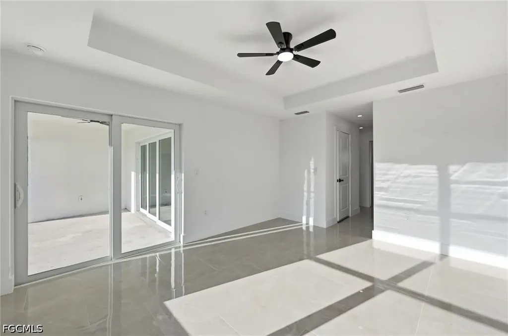 2105 NE 1st Avenue Cape Coral FL 33909
