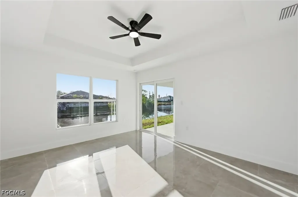 2105 NE 1st Avenue Cape Coral FL 33909