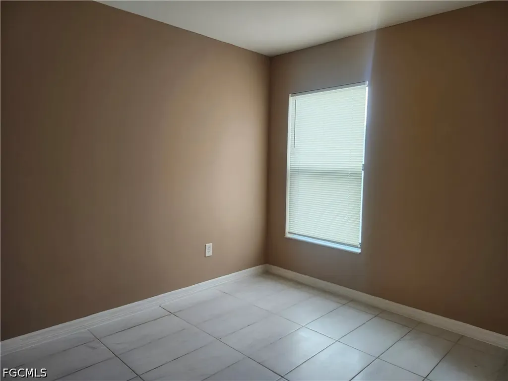 608 Nicholas Parkway W Cape Coral FL 33991
