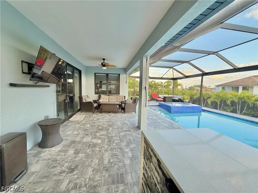 2618 NW 8th Terrace Cape Coral FL 33993