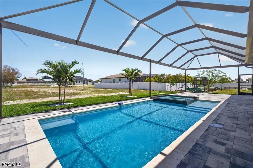 3327 NW 2nd Terrace Cape Coral FL 33993
