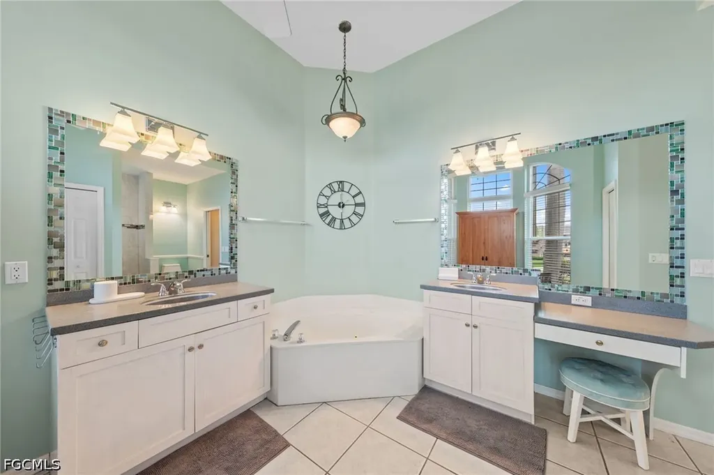 2109 SW 47th Terrace Cape Coral FL 33914