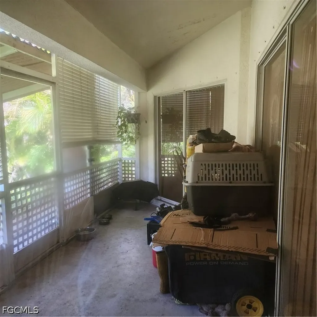 381 8th Street NE Naples FL 34120