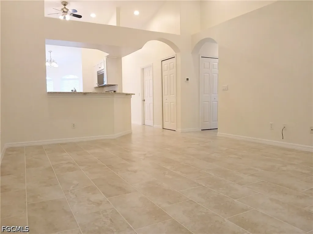 4613/4615 29th Street SW Lehigh Acres FL 33973