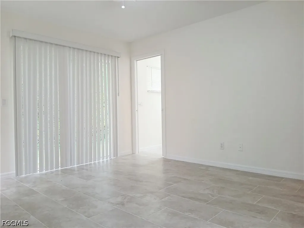 4613/4615 29th Street SW Lehigh Acres FL 33973