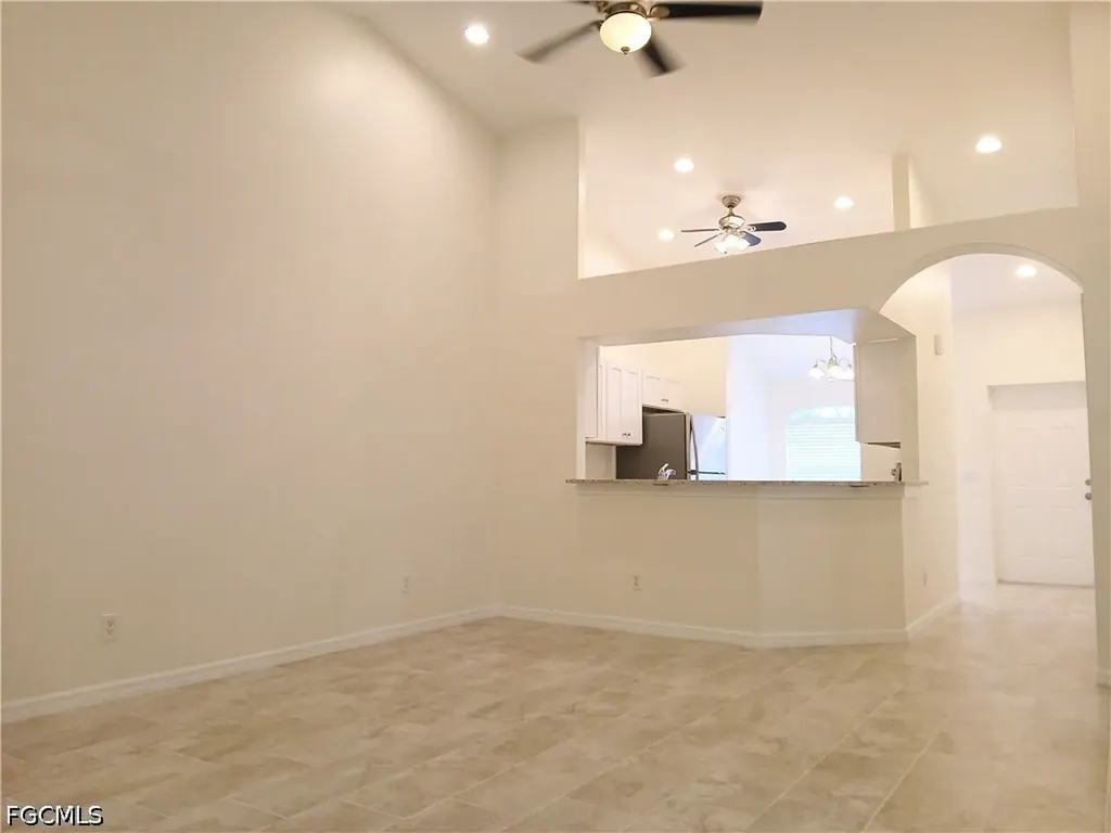 4613/4615 29th Street SW Lehigh Acres FL 33973