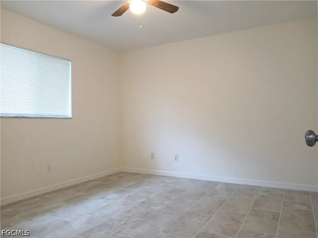 4613/4615 29th Street SW Lehigh Acres FL 33973