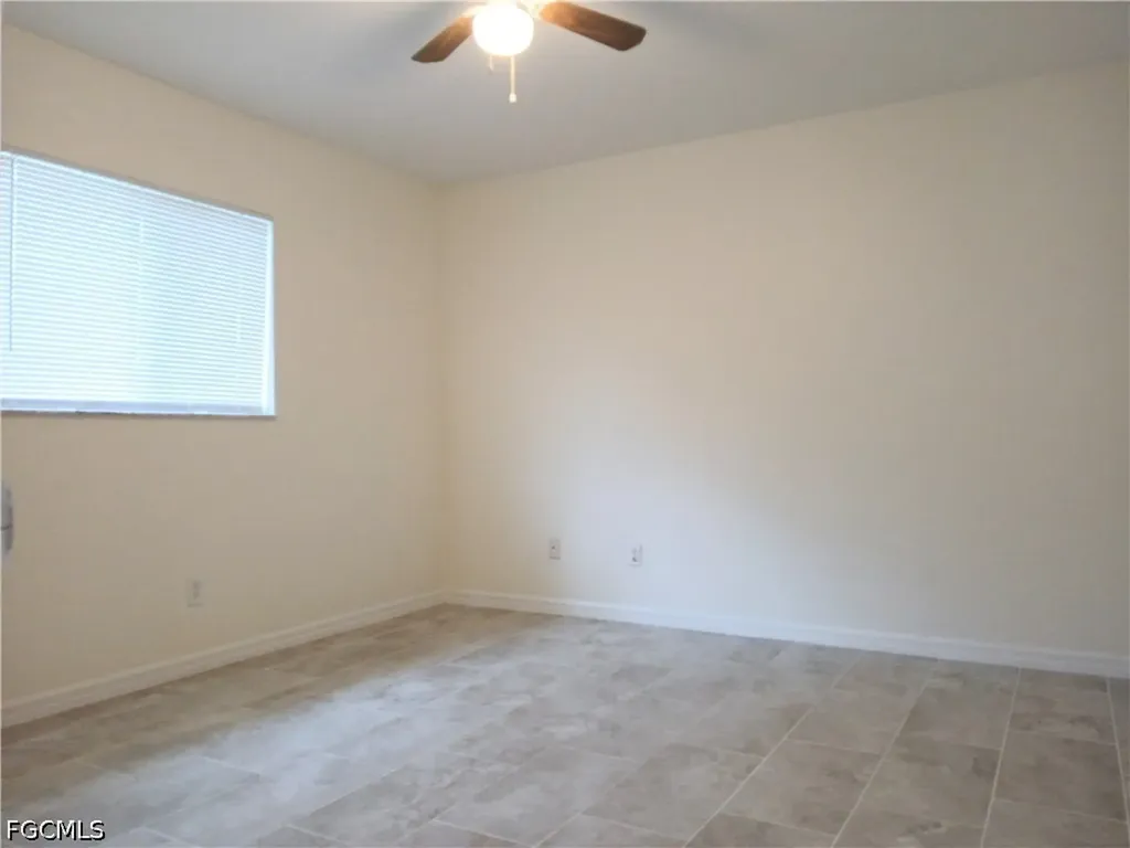 4613/4615 29th Street SW Lehigh Acres FL 33973