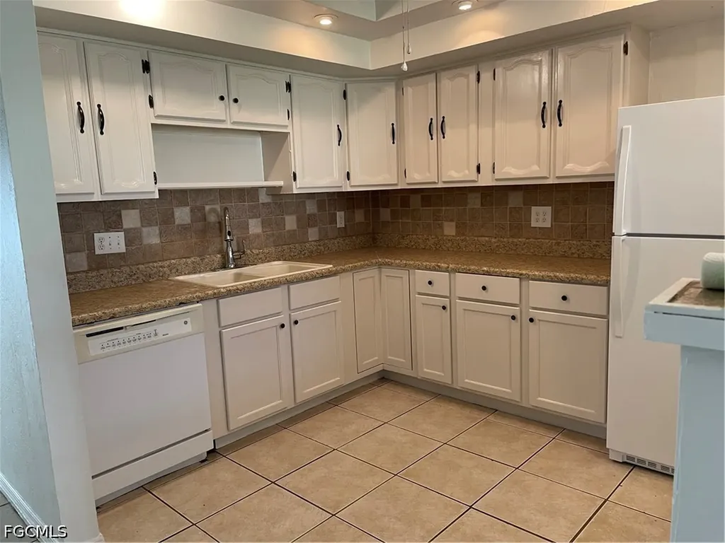 7401 Albany Road Fort Myers FL 33967