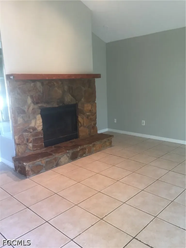 7401 Albany Road Fort Myers FL 33967