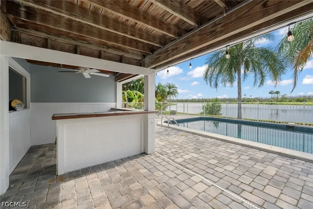 1406 Sanderling Circle Sanibel FL 33957