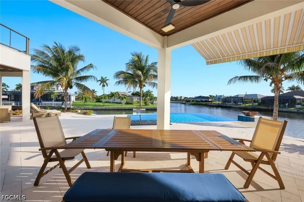 2801 SW 39th Terrace Cape Coral FL 33914
