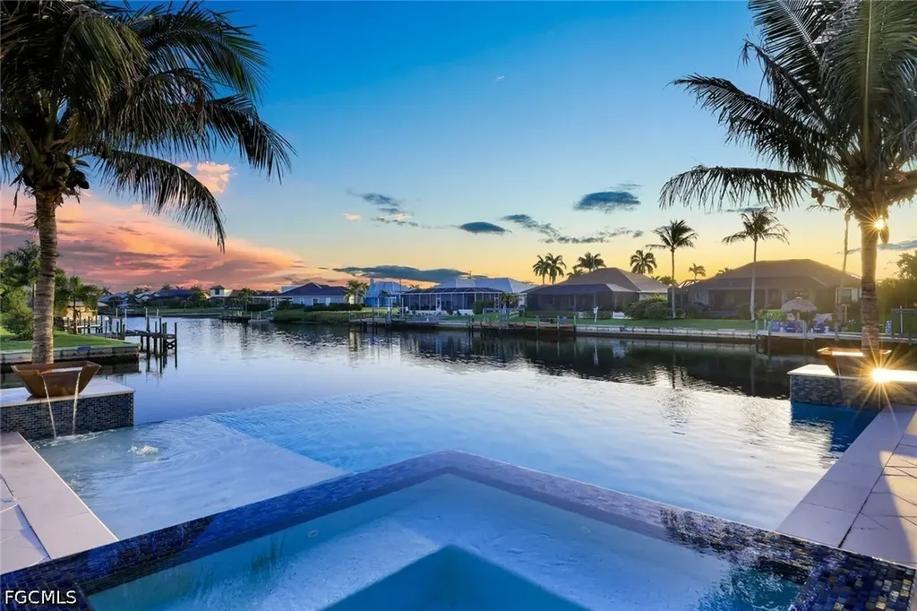 2801 SW 39th Terrace Cape Coral FL 33914