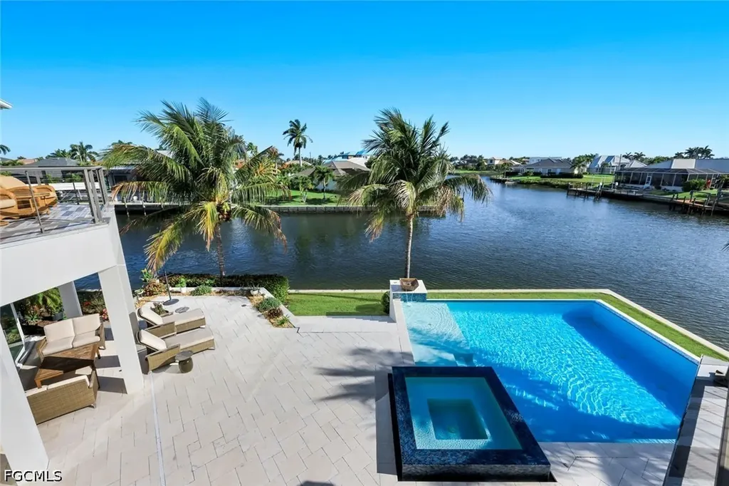 2801 SW 39th Terrace Cape Coral FL 33914