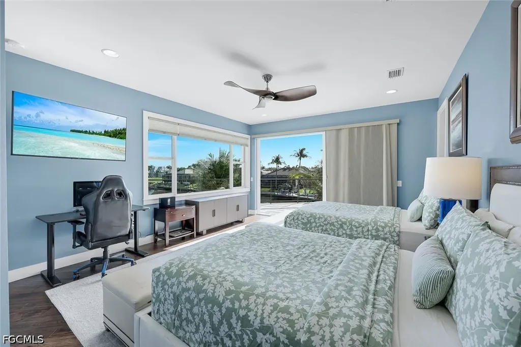 2801 SW 39th Terrace Cape Coral FL 33914
