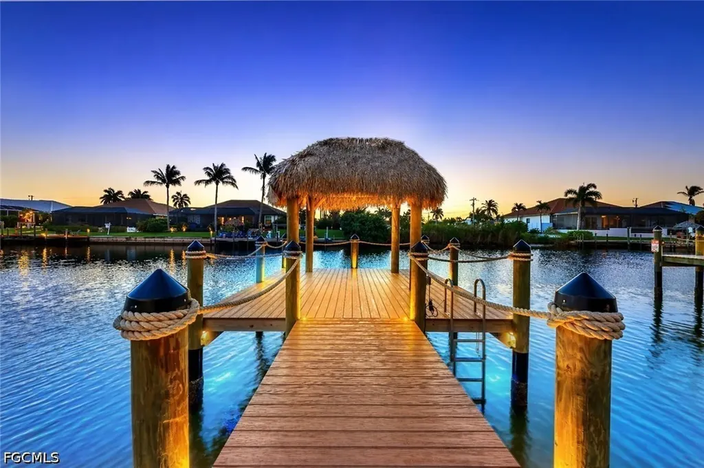 2801 SW 39th Terrace Cape Coral FL 33914