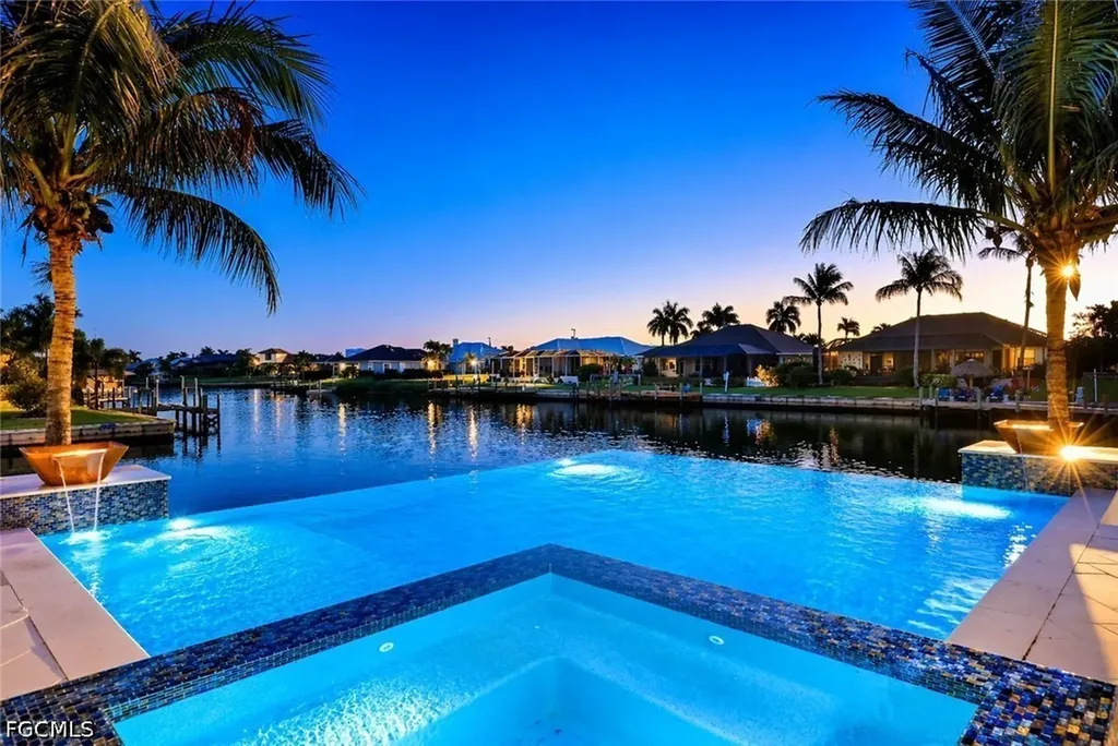 2801 SW 39th Terrace Cape Coral FL 33914
