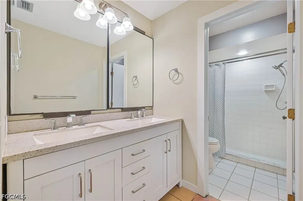 5652 Bolla Court Fort Myers FL 33919