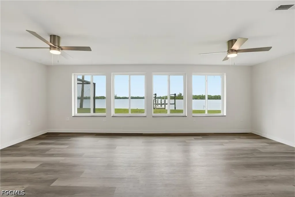 4867 E Riverside Drive Fort Myers FL 33905