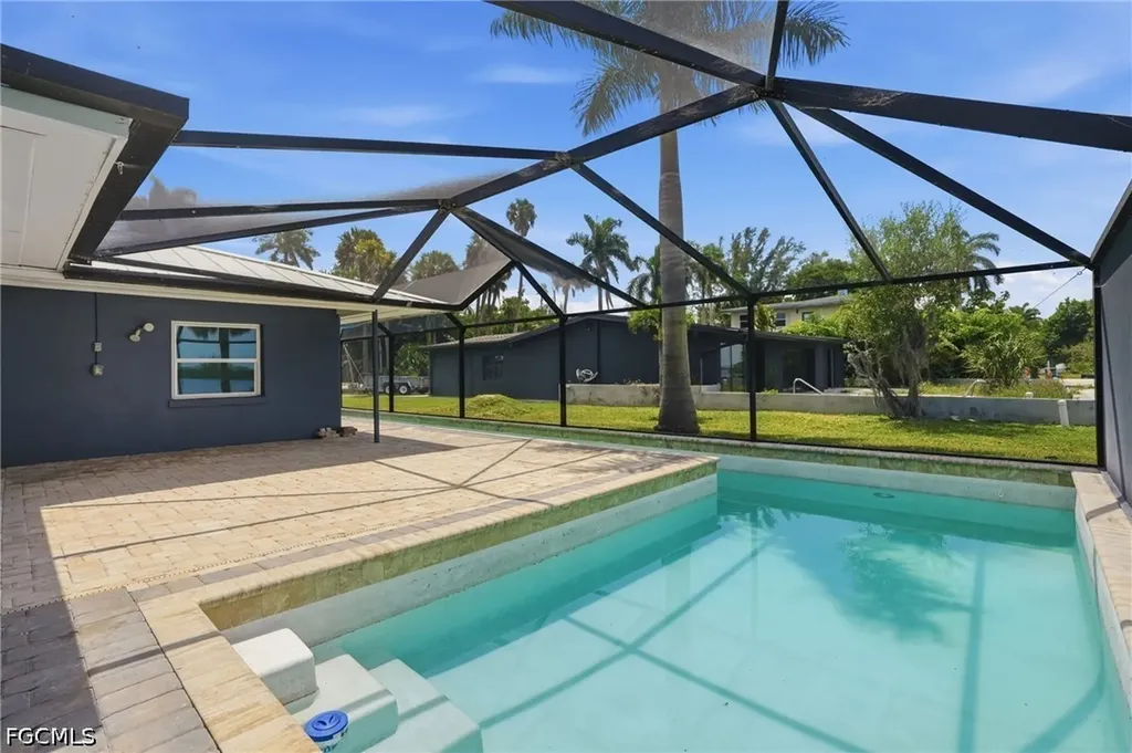 4867 E Riverside Drive Fort Myers FL 33905