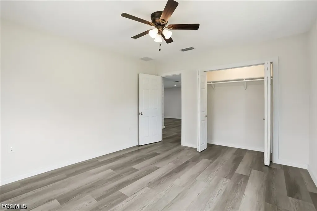 4867 E Riverside Drive Fort Myers FL 33905