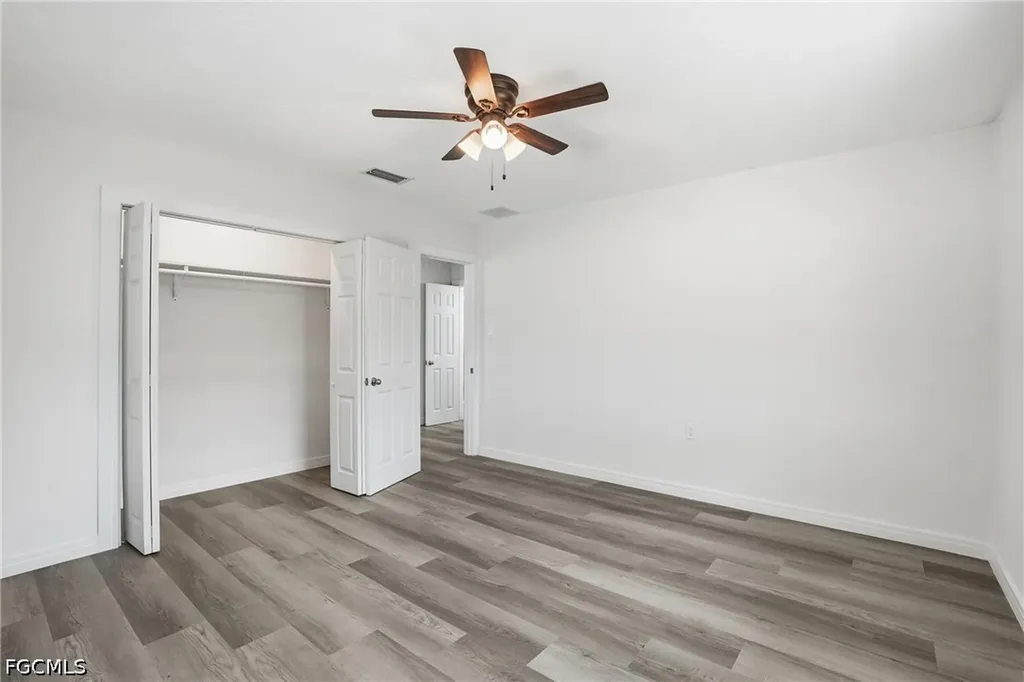 4867 E Riverside Drive Fort Myers FL 33905