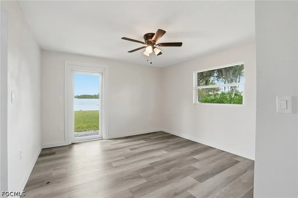 4867 E Riverside Drive Fort Myers FL 33905
