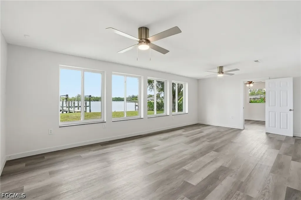 4867 E Riverside Drive Fort Myers FL 33905