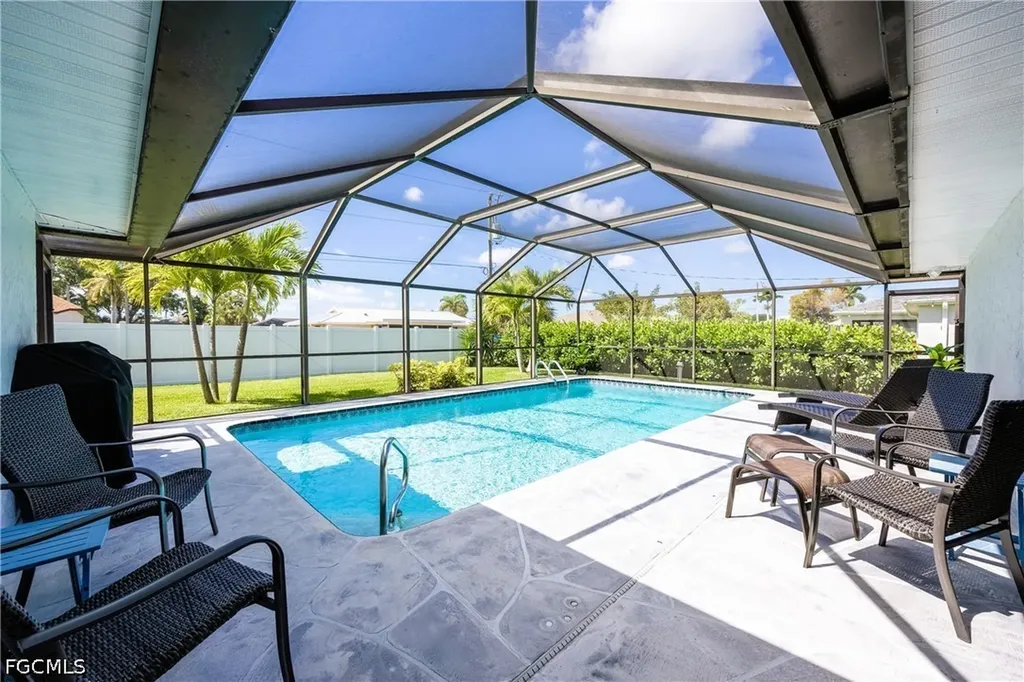 420 SW 37th Street Cape Coral FL 33914