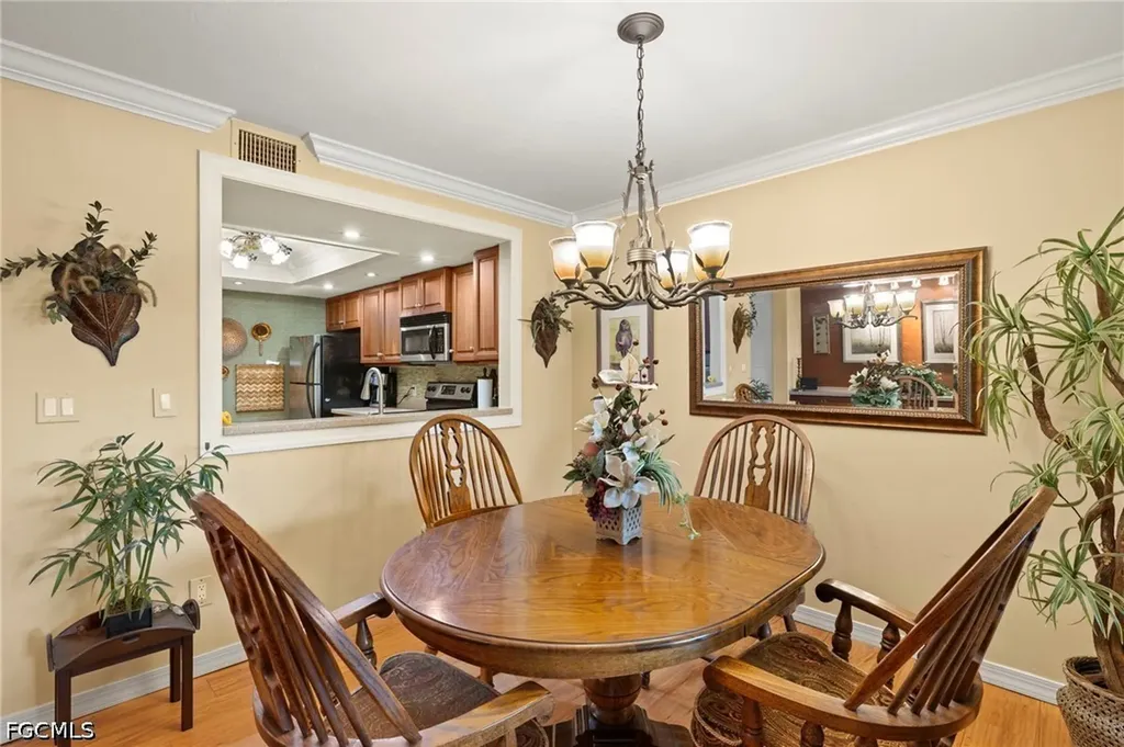 8411 Charter Club Circle Fort Myers FL 33919