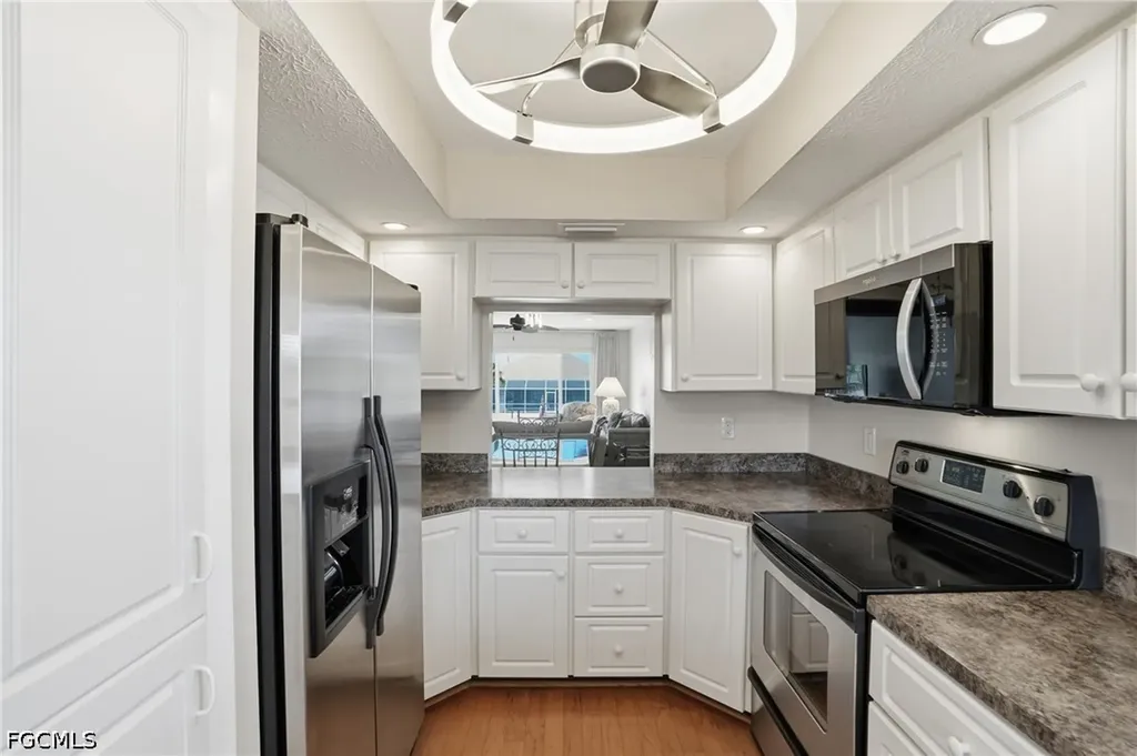 1333 SE 40th Terrace Cape Coral FL 33904