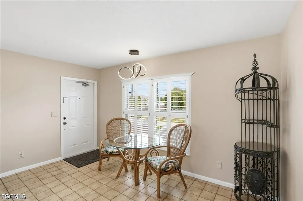 1333 SE 40th Terrace Cape Coral FL 33904