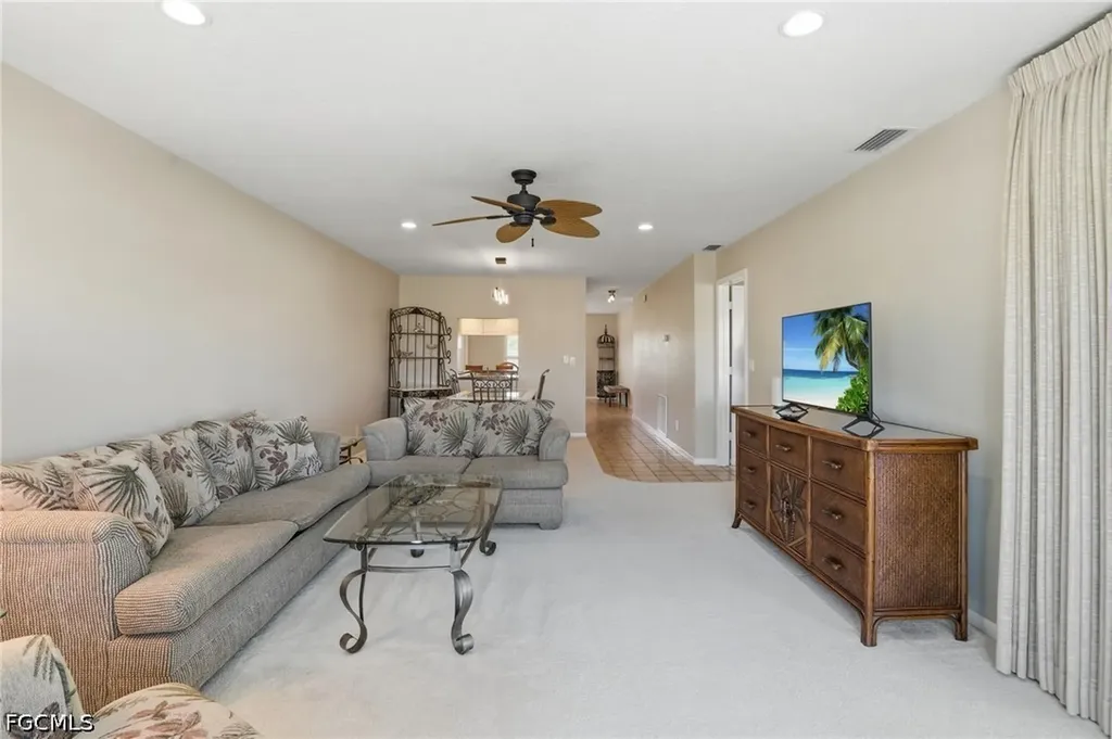 1333 SE 40th Terrace Cape Coral FL 33904