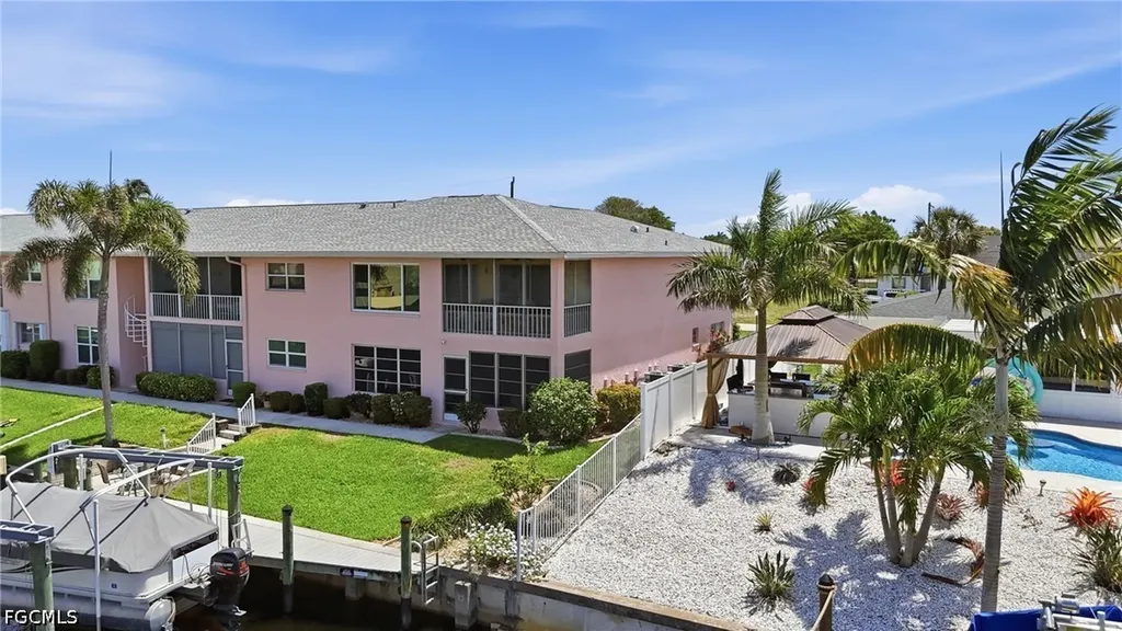 1333 SE 40th Terrace Cape Coral FL 33904