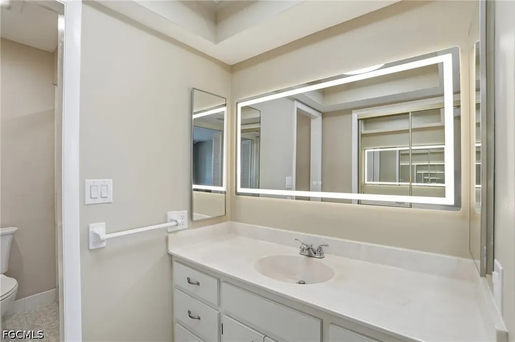 1333 SE 40th Terrace Cape Coral FL 33904