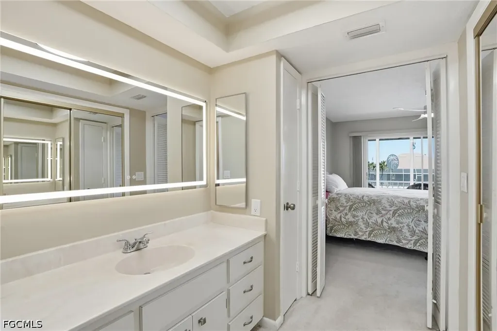1333 SE 40th Terrace Cape Coral FL 33904
